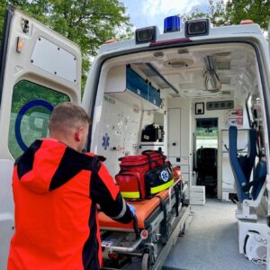 transport_sanitarny_badania_rehabilitacja_szpita_coreclinic_poznan4